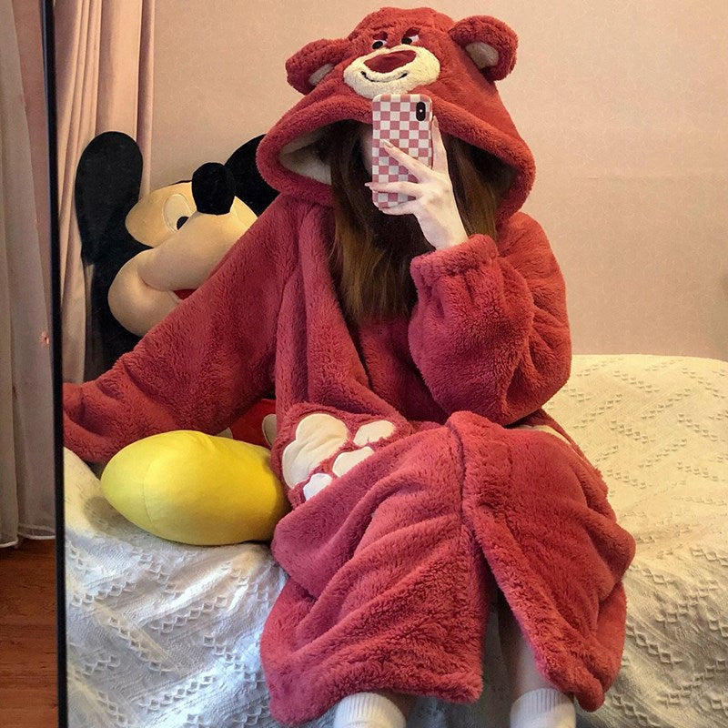 Cute strawberry bear Yugui dog pajamas women's winter thickened Donald Duck coral fleece 2022 student nightgown suit